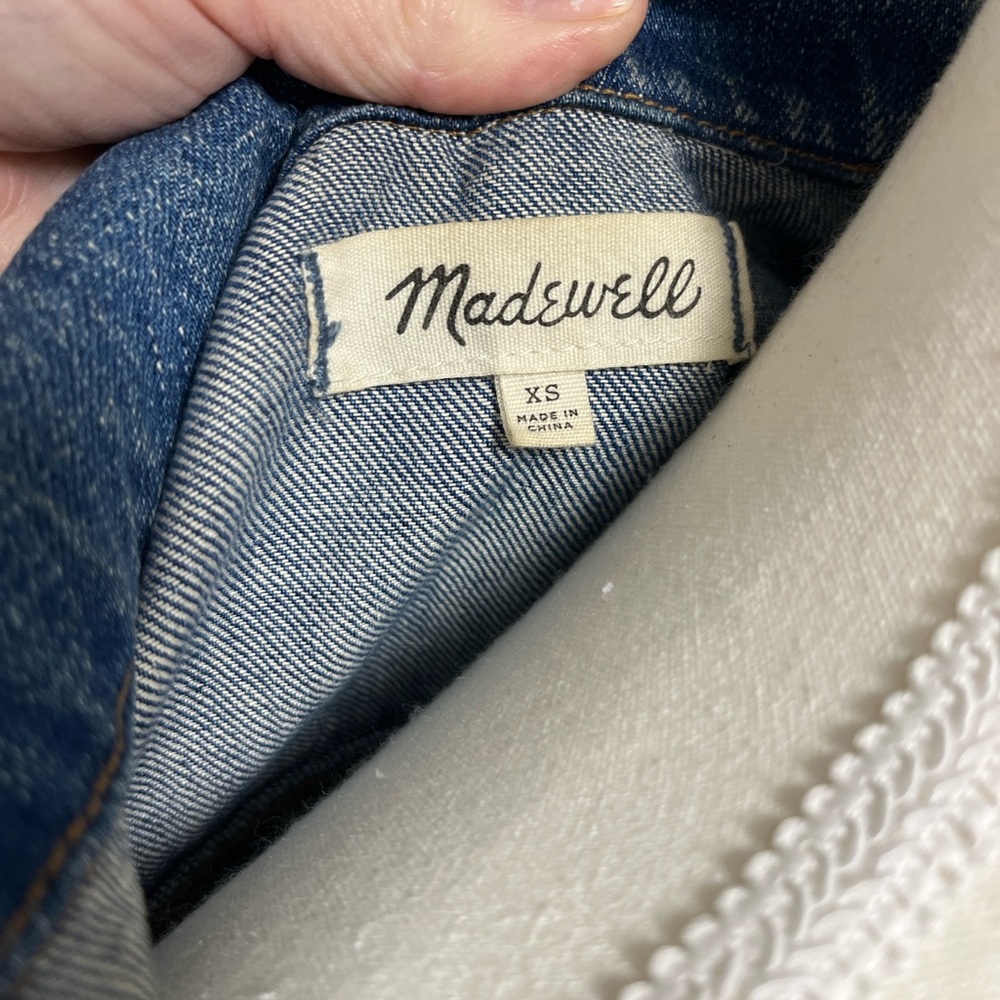 Madewell Blue Jean Jacket, EUC, no tears or bare areas, has all buttons, P2P 17” - Picture 11 of 13